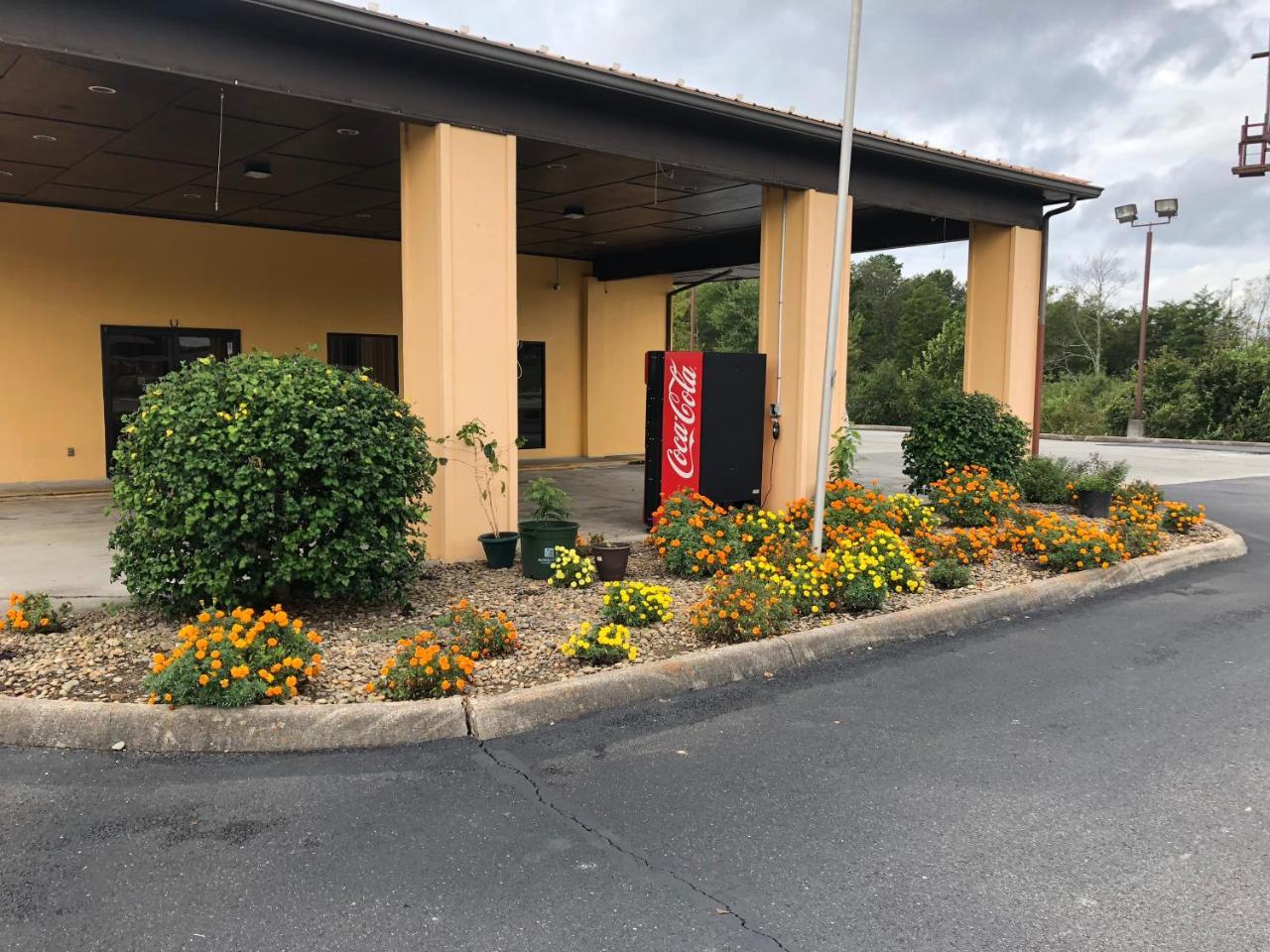 Motor Inns Of America Madisonville Zewnętrze zdjęcie